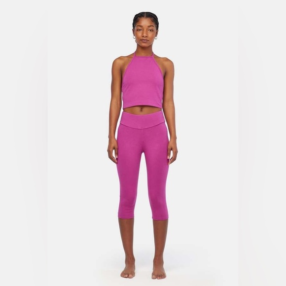LACAUSA Pants - LACAUSA x Anthropologie Astral Capri Leggings in Dragonfruit